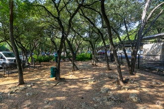 Waters at Barton Creek Apartments photo'