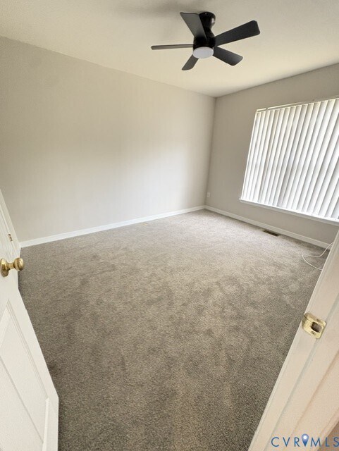 Foto del edificio - 8738 Springwater Dr