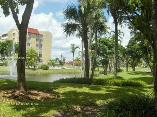 Foto del edificio - 6911 Environ Blvd