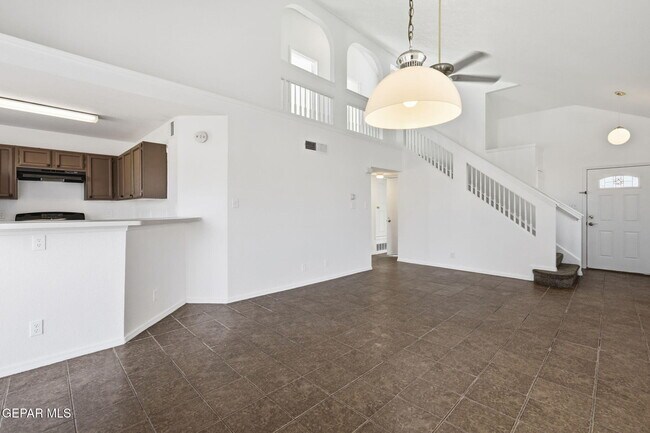 Building Photo - 3272 Urbici Soler Dr