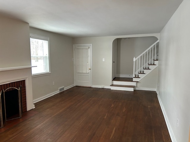 Building Photo - 103 8th St