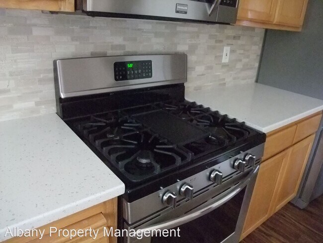 Foto del edificio - 3 br, 2 bath House - 1586 Cougar Ct SW