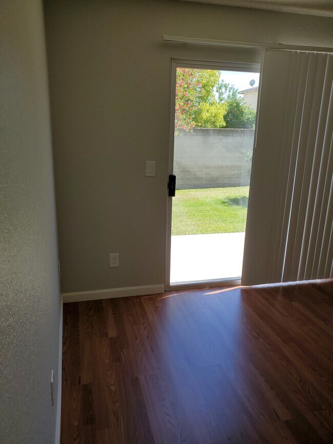 Dormitorio 1 - 7892 2nd St