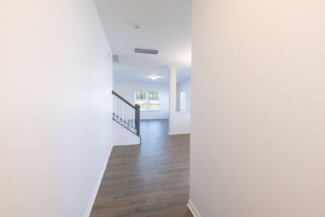 Foto del edificio - BEAUTIFUL 4 Bedroom Home - Stonebridge Fai...