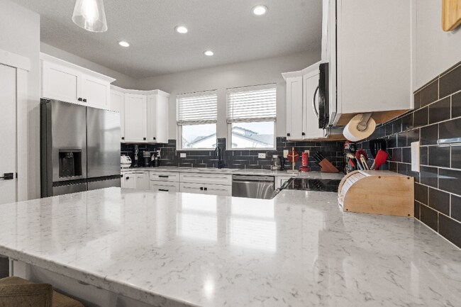 Foto del edificio - 1970 N 4040 W