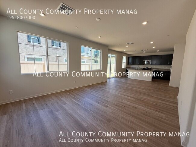 Foto del edificio - 26604 Ashley Rd