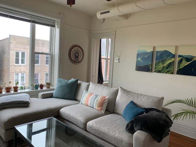Foto del edificio - 924 N Noble St