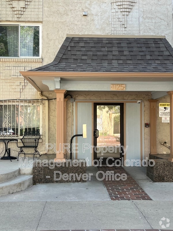 Building Photo - 1125 N Washington St
