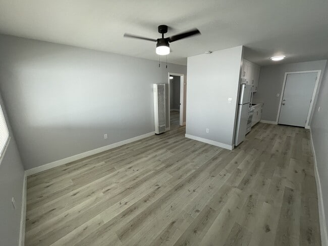 Building Photo - 3873 Cottonwood St
