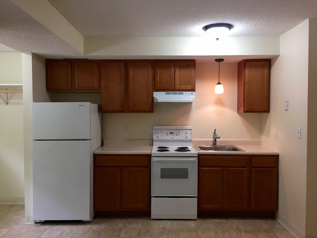 Kitchen - University Hill Townhomes