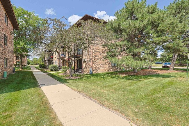 Building Photo - 210 Klein Creek Ct