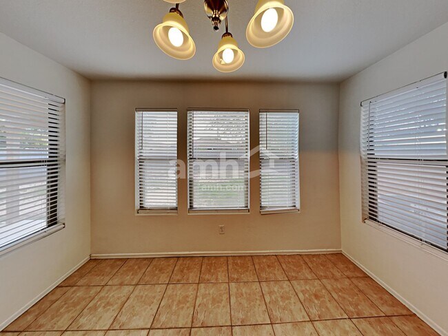 Building Photo - 3543 E Trigger Way