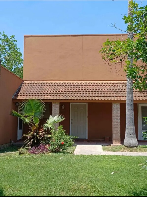 Foto principal - 305 Bolivar Ave