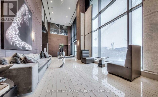 Building Photo - 33 Shore Breeze Dr