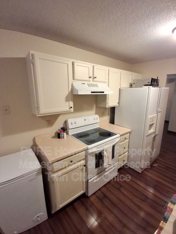 Foto del edificio - 5231 Balmoral Ln