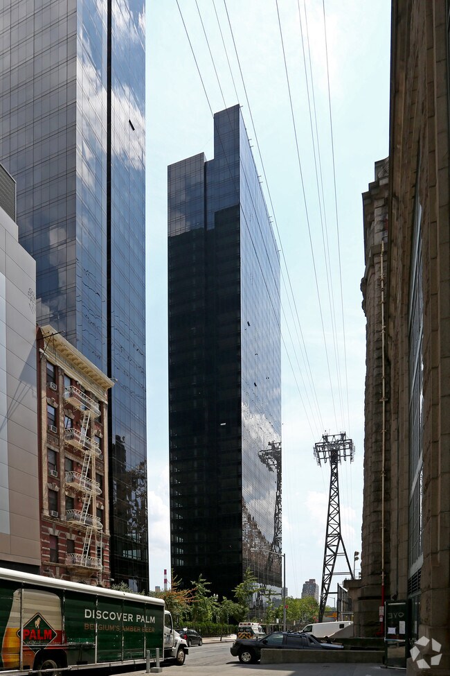 1113 YORK AVE Apartments New York, NY