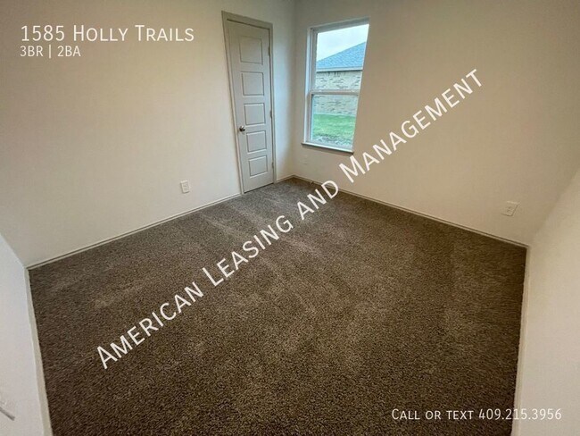 Building Photo - 3/2 New Construction in HJISD Now Available!