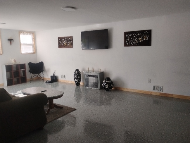 Building Photo - 3517 NY-12