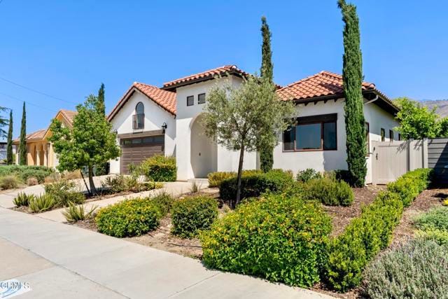 Building Photo - 3143 E Sierra Madre Blvd