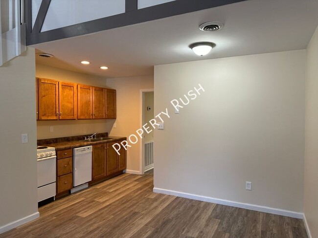 Foto del edificio - 4938 Charwood Trail NW