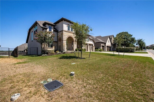 Building Photo - 16115 Golden Top Dr