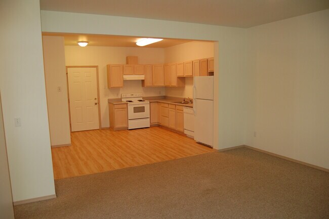Building Photo - South Haven Apts
