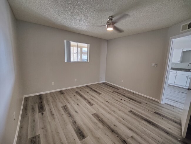 Building Photo - Albany Apartments