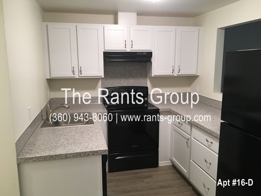 Foto principal - 2323 Burbank Ave NW