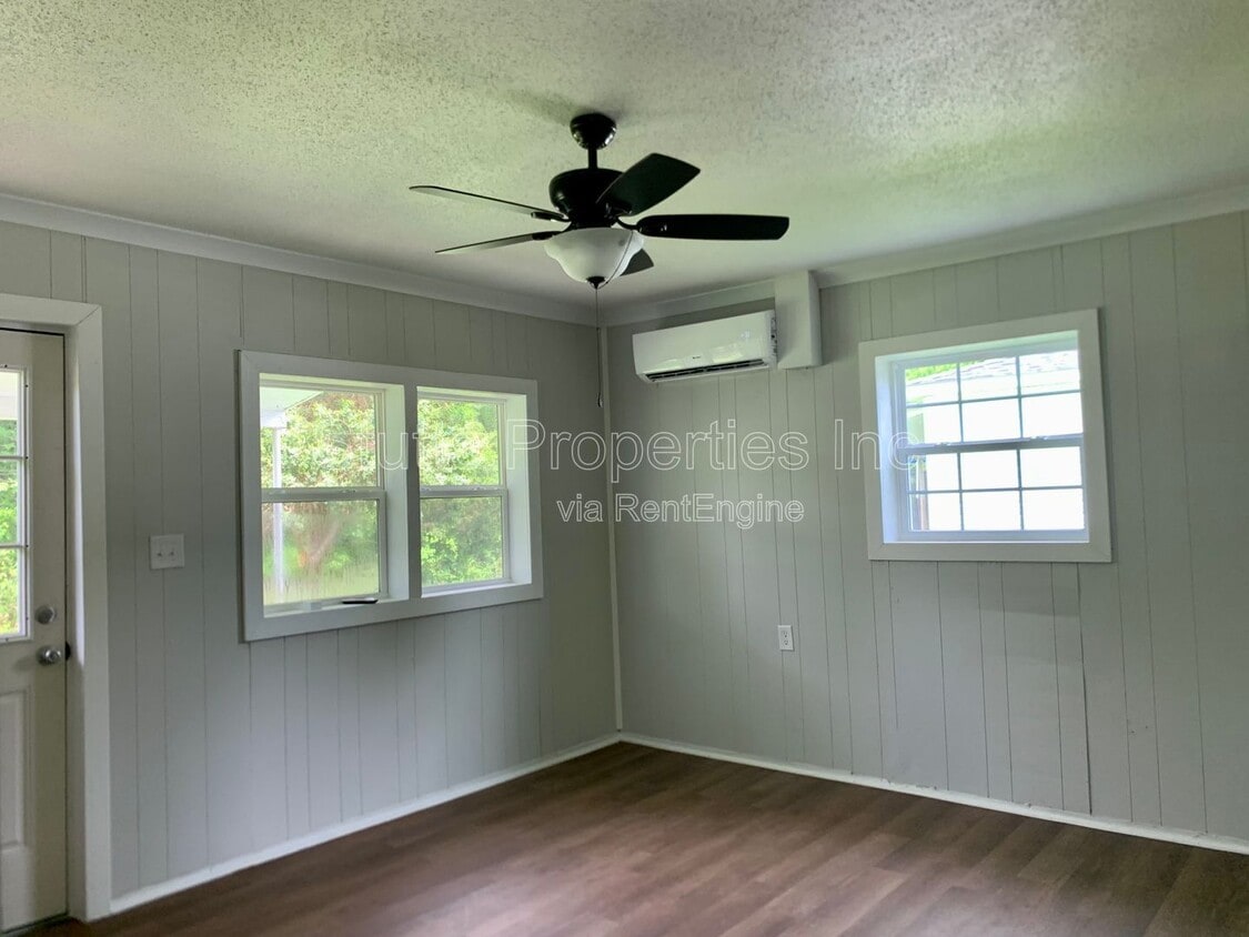 Foto del edificio - 516 S Connor St