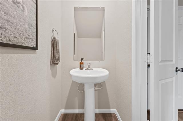 Foto del edificio - 1128 Catalan Trl