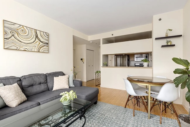 Foto del edificio - 250 E 30th St