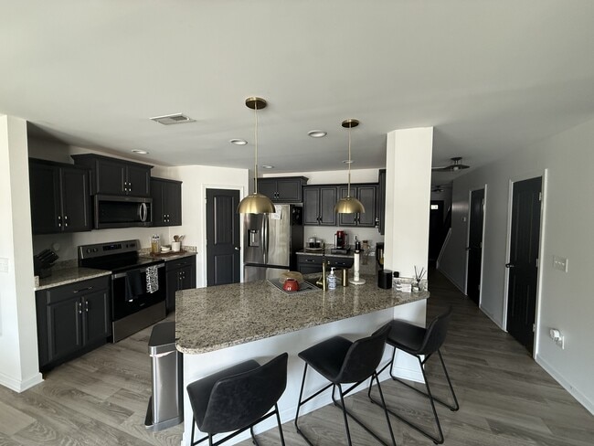 Foto del edificio - 111 Crepe Myrtle Ln