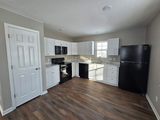 Foto del edificio - 1674 Ridgeview Ct