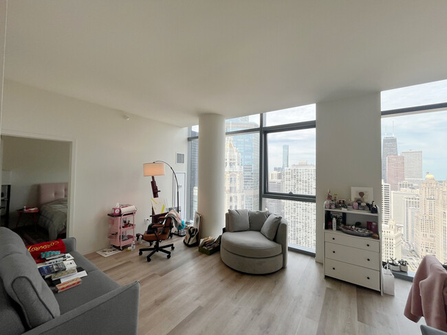 Building Photo - 88 E Wacker Pl