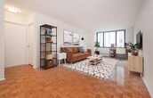 Primary Photo - 41 W 56th St