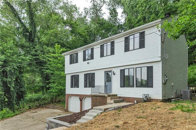 Building Photo - 107 Deer Rd