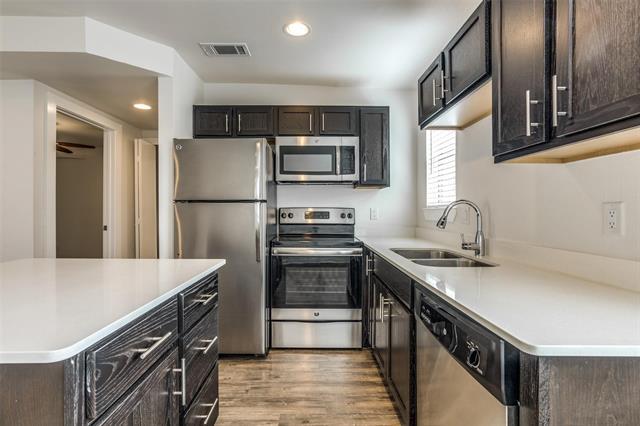 Foto principal - 2106 Bennett Ave