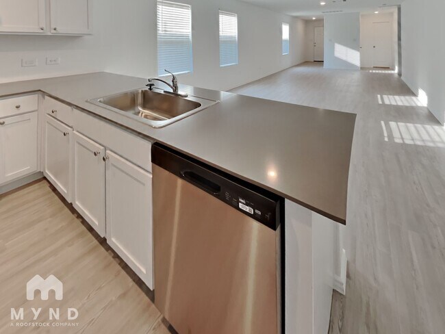 Foto del edificio - 12935 Hancock Pool