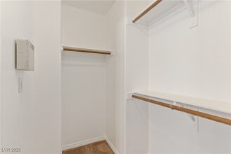 Building Photo - 7268 Vinca Rd