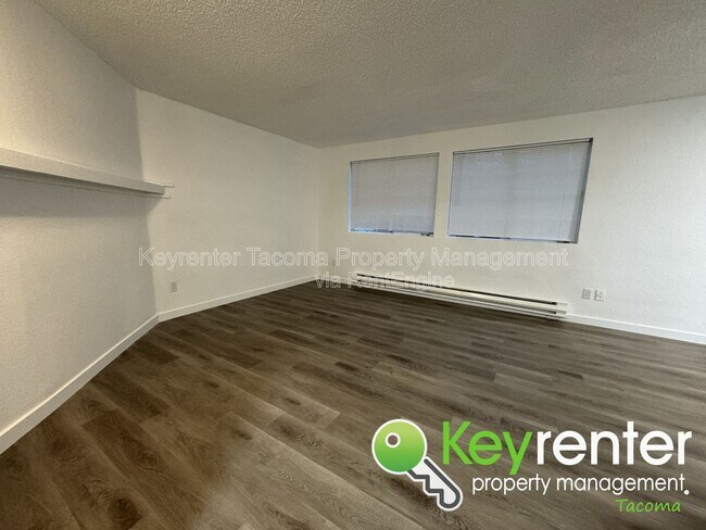 Foto del edificio - 15909 18th Ave Ct E