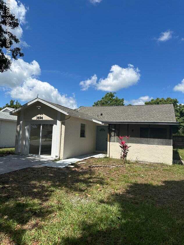Foto principal - 3694 Brentwood Ct