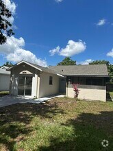Building Photo - 3694 Brentwood Ct