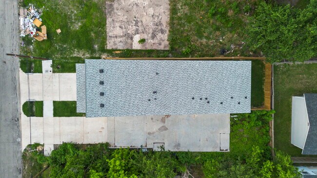 Foto del edificio - 6631 Foster St