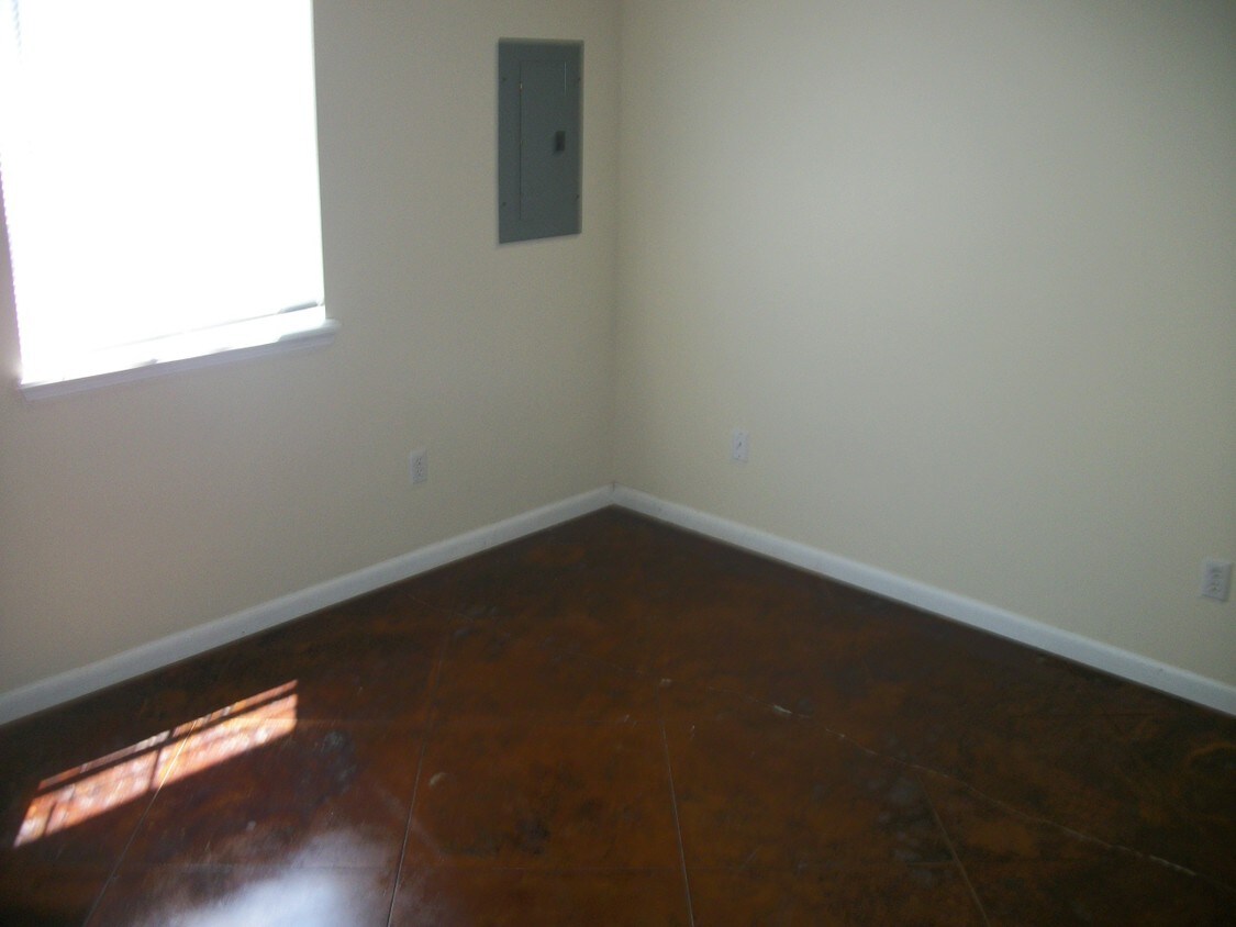 Foto principal - 259 W Hills Dr