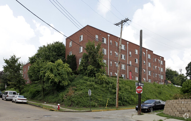 Building Photo - Bellevue Mansions