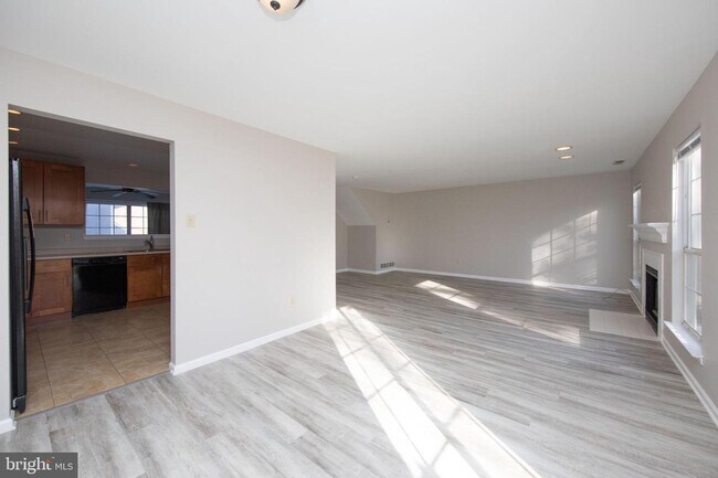 Building Photo - 227 Copper Beech Dr