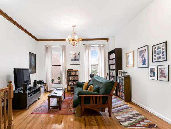 Foto del edificio - 21 W 123rd St