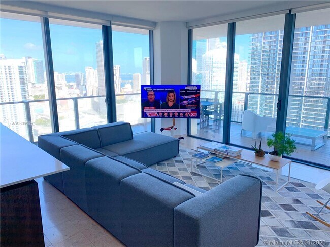 Foto del edificio - 88 SW 7th St