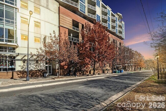 Foto del edificio - 505 E 6th St