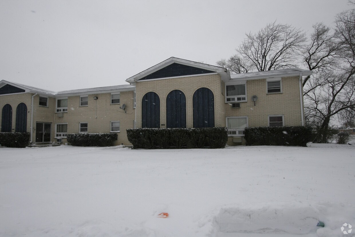 Primary Photo - 3100-3108 23rd St